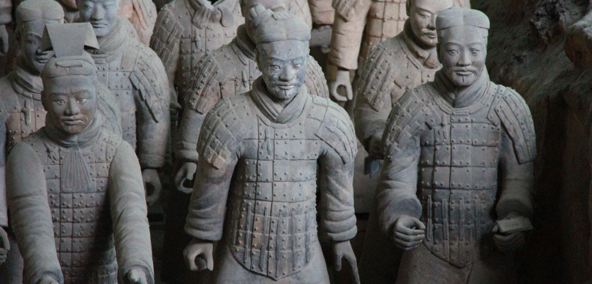Guerreros y Caballos de Terracota