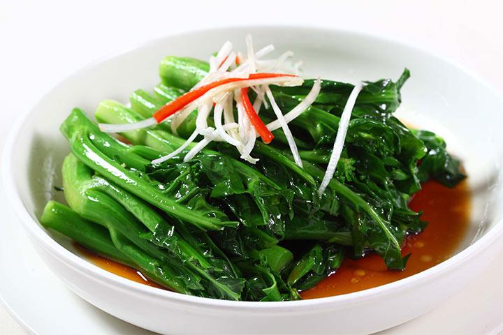 Lechuga salteada