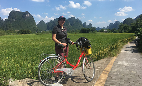 montar bici en Yangshuo
